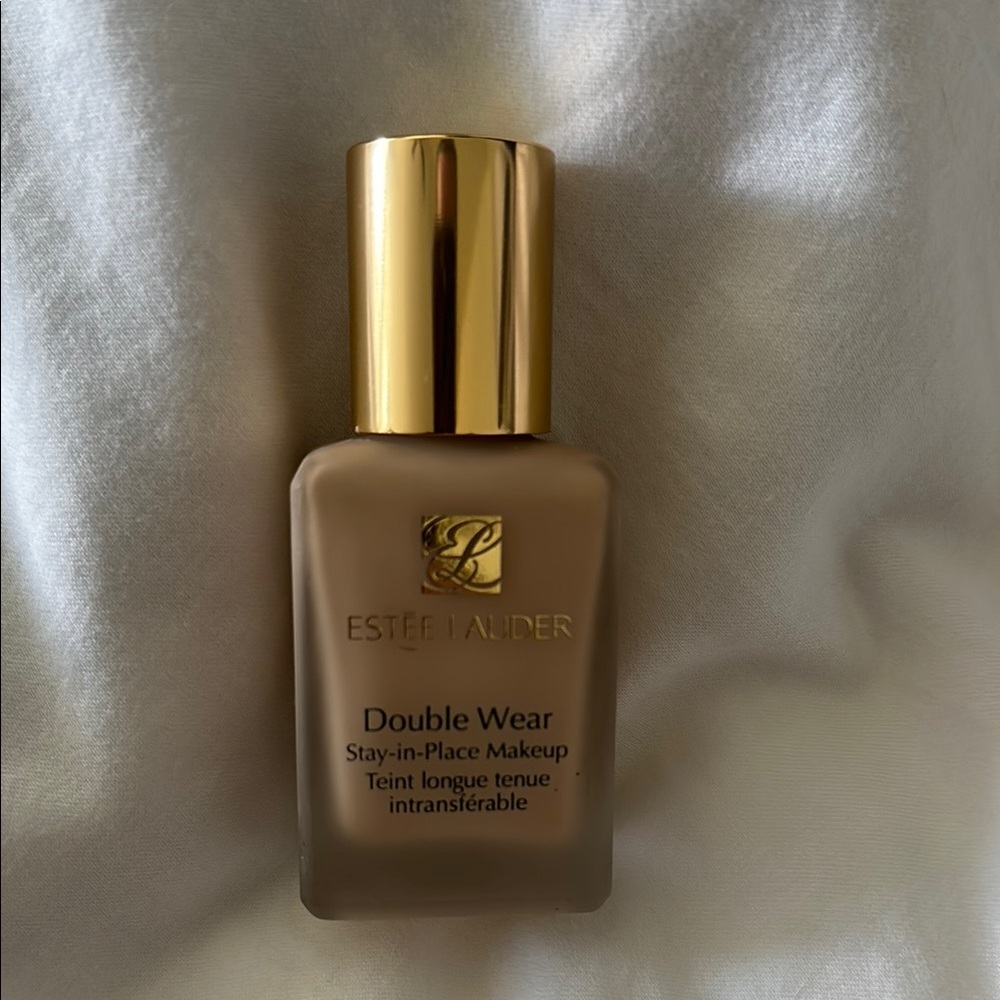 Estee Lauder Double Wear Foundation - Rich Brown